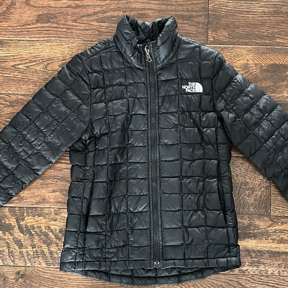 Girls North Face Jacket-black